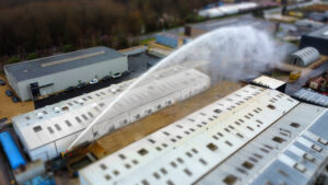 essai canon eau-mousse sur lance monitor